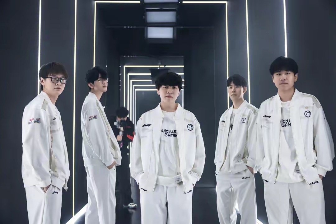 他勇于在场 他勇于在场