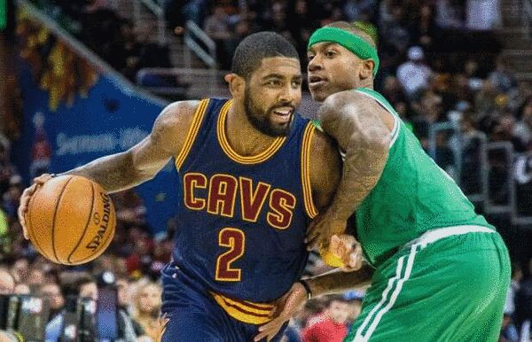 网球赛事中 网球赛事中